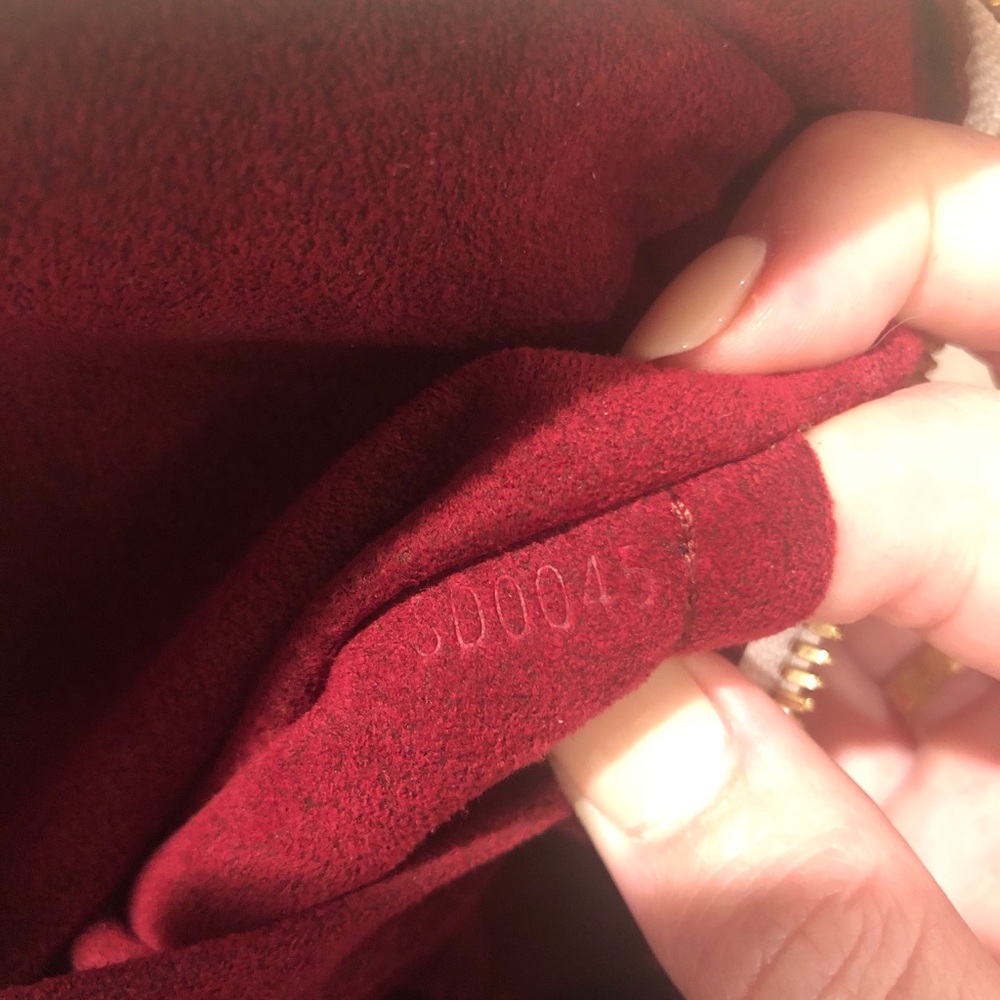 Authentic Louis Vuitton Multicolor Trouville Bag White - Picture 11 of 16
